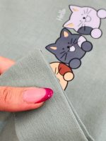 تیشرت کراپ طرح گربه زنانه
