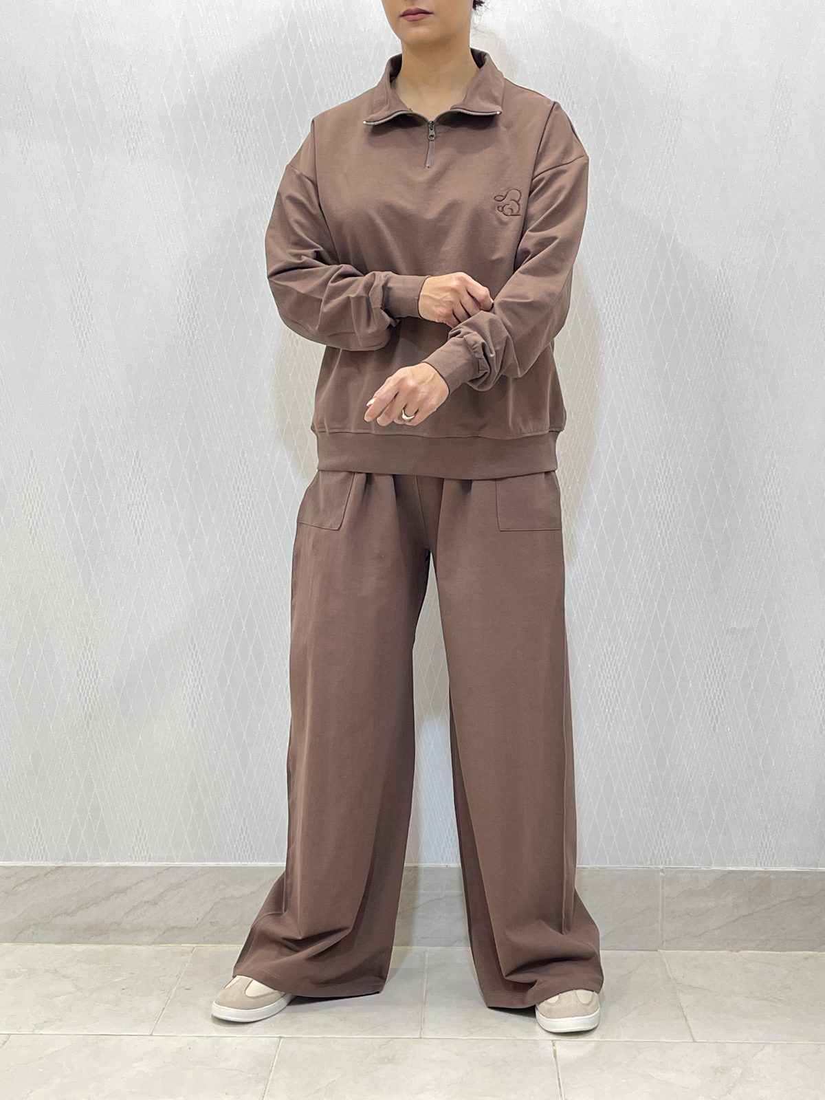 ست بلوز نیم زیپ و شلوار دورس زنانه ست بلوز نیم زیپ و شلوار دورس زنانه