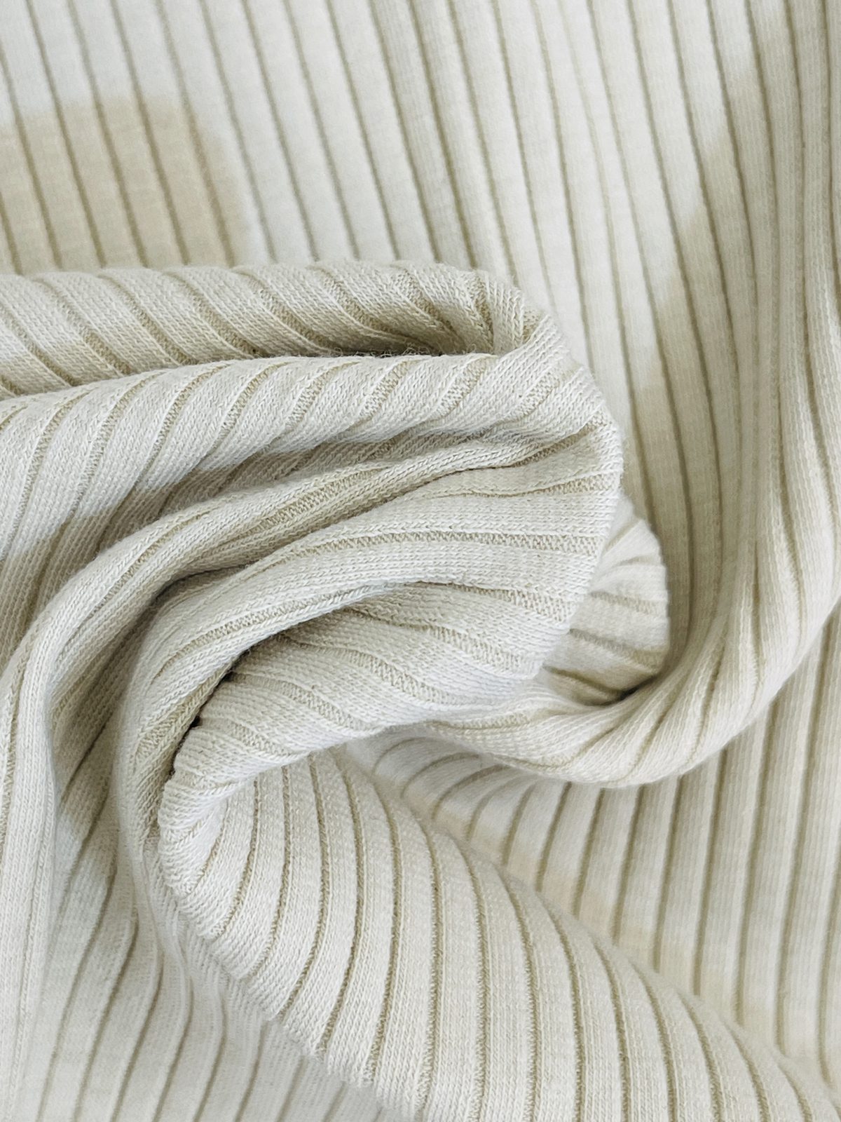 بادی آستین فینگری زنانه بادی آستین فینگری زنانه