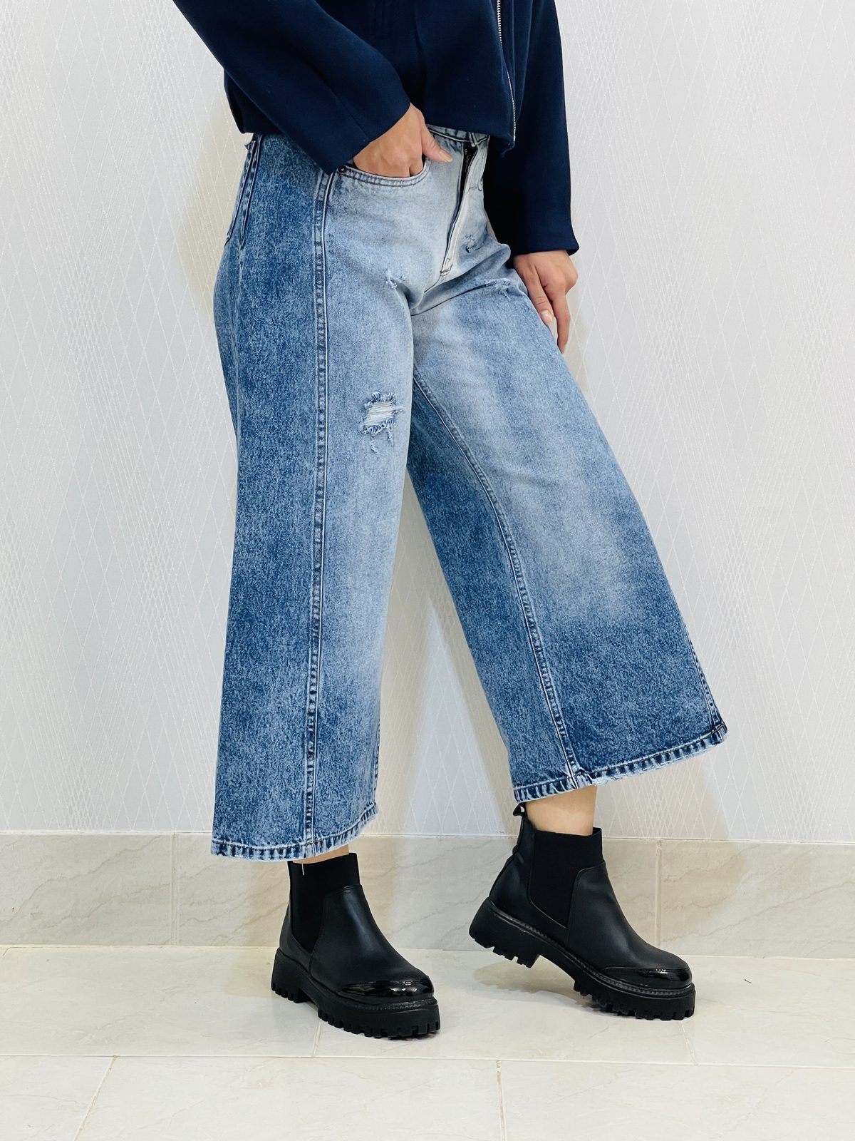 شلوار جین واید شافل زنانه شلوار جین واید شافل زنانه