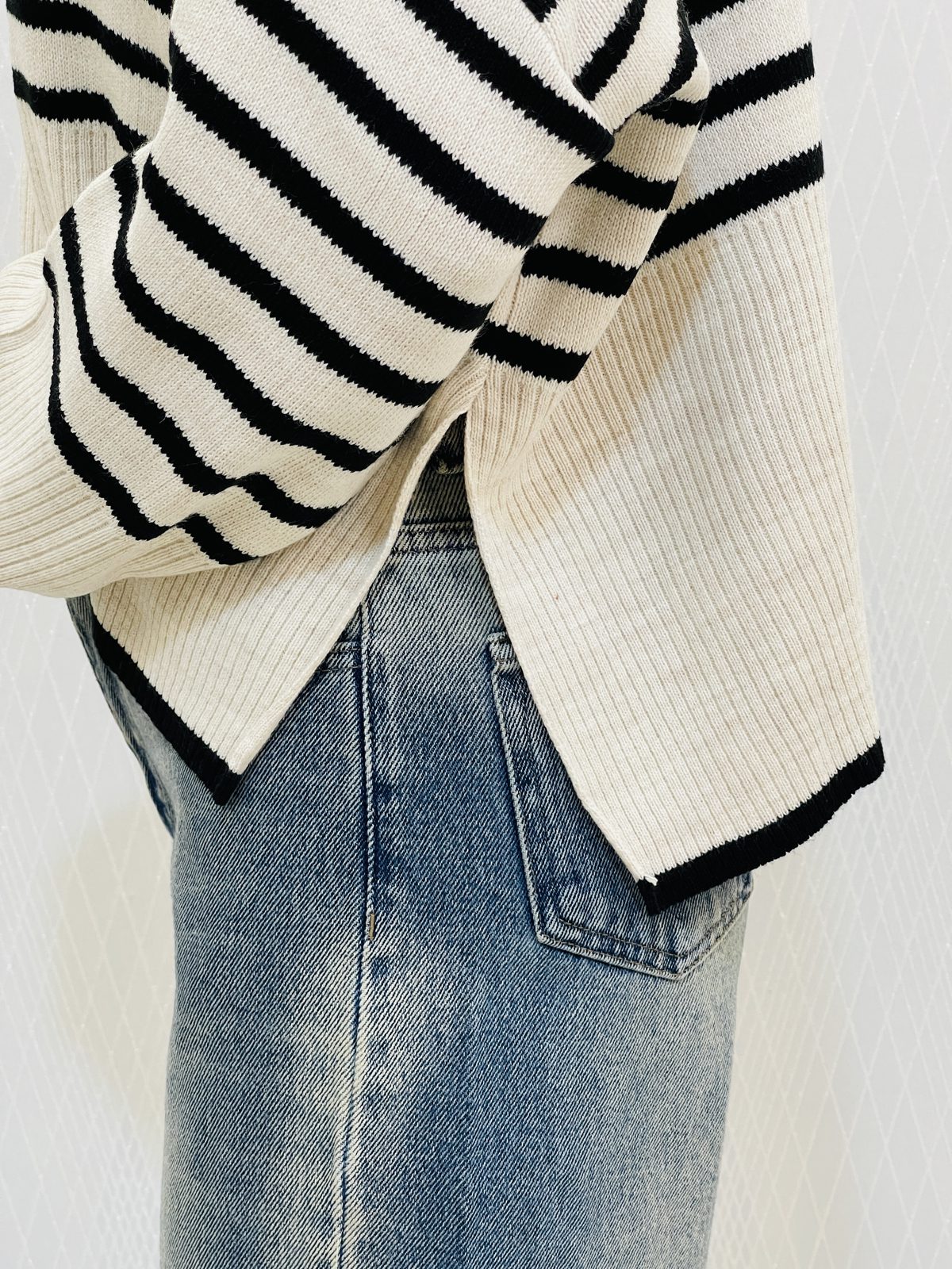 پلیور بافت کراپ راه راه زنانه پلیور بافت کراپ راه راه زنانه