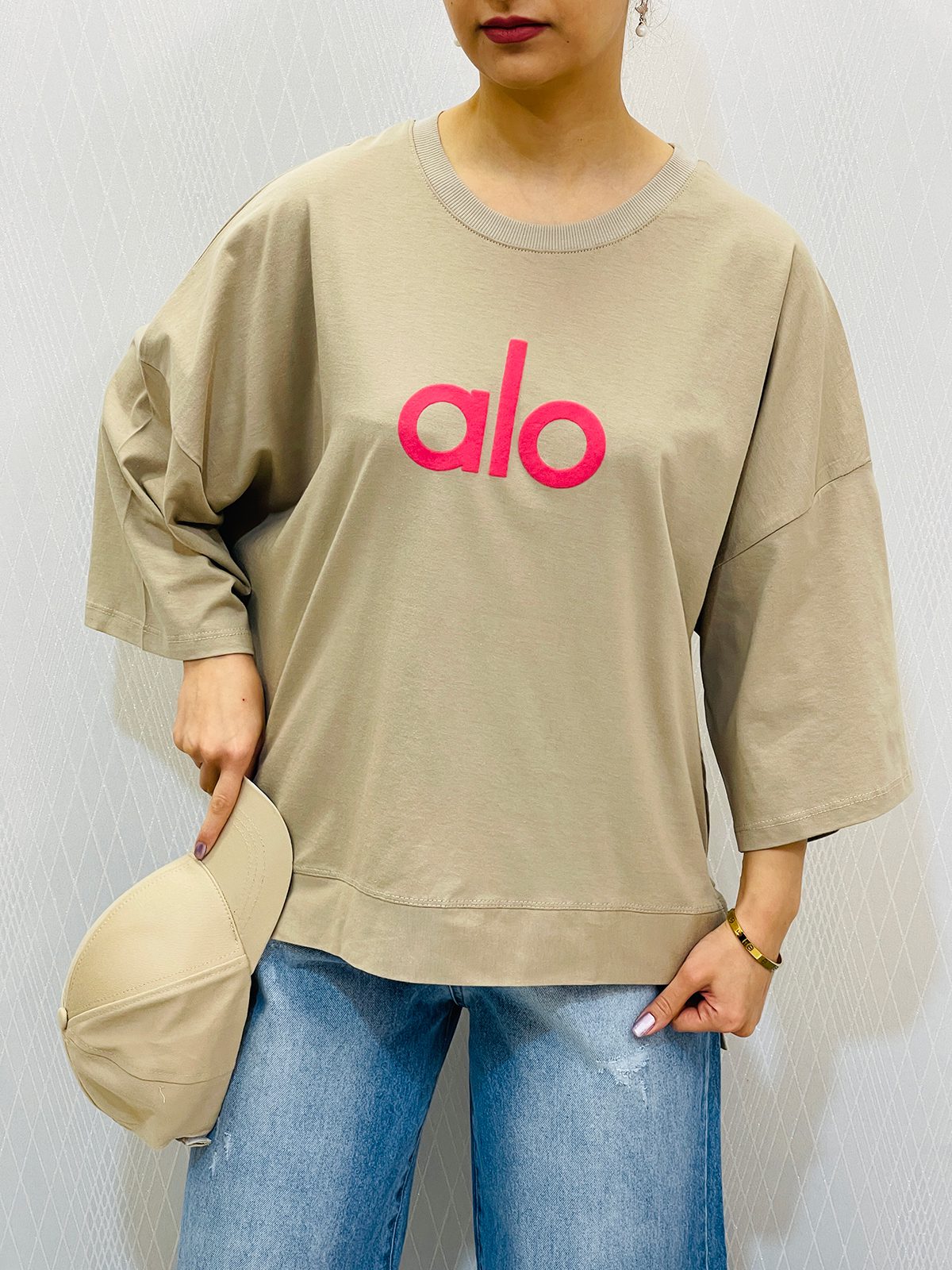 تیشرت باکسی زنانه alo تیشرت باکسی زنانه alo