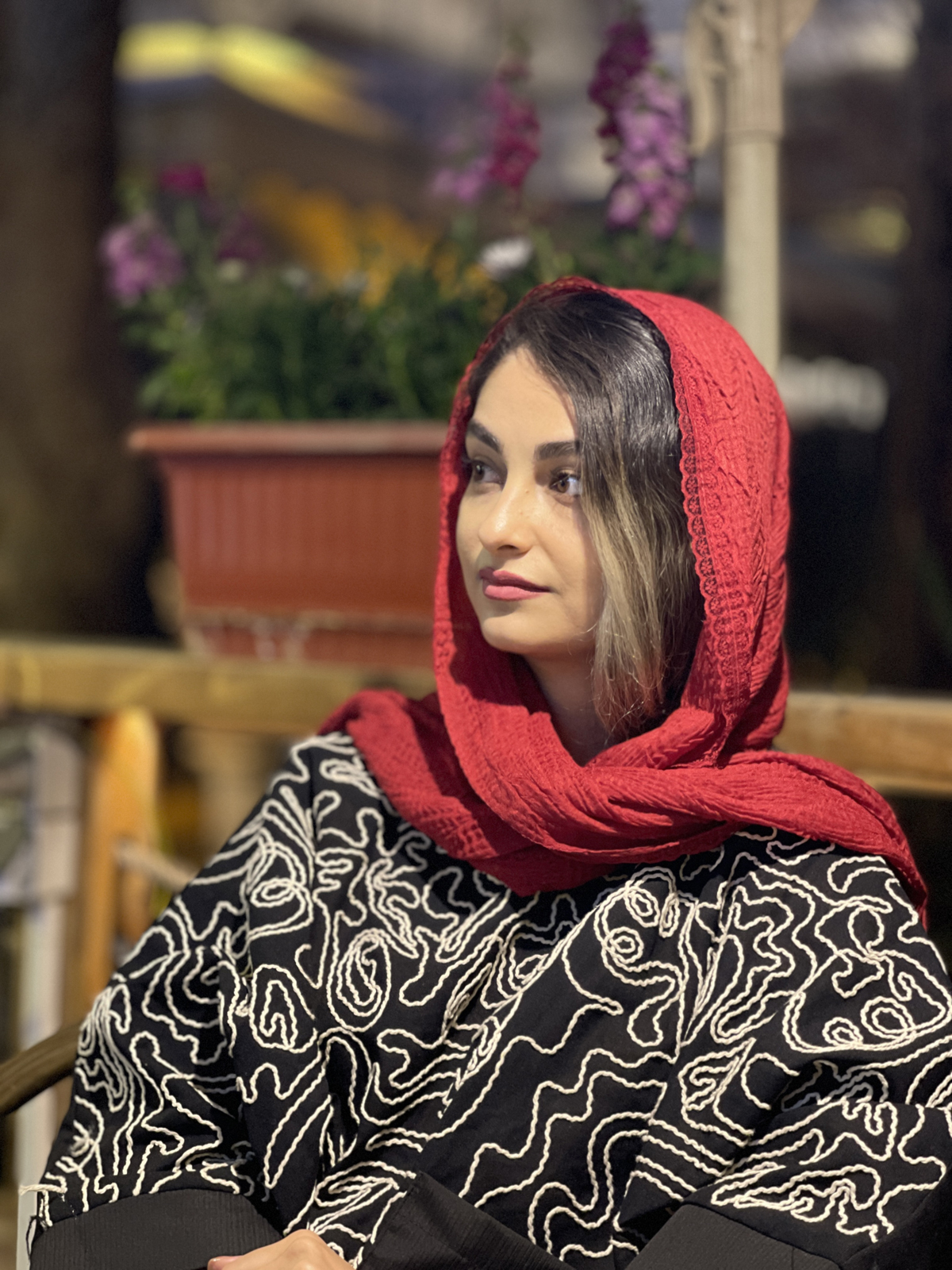 شال نخی دور تور شیک زنانه شال نخی دور تور شیک زنانه